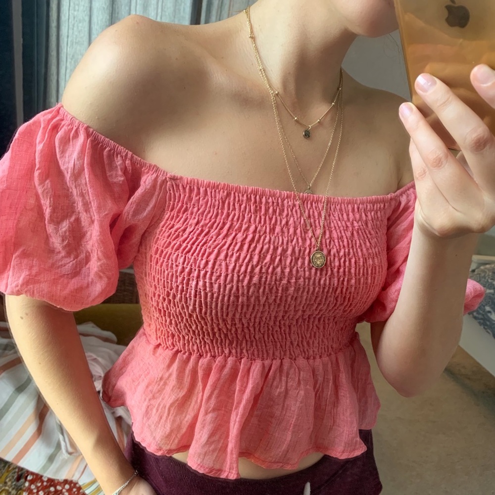 ♥️ Coral Pink Off-the-Shoulder Ruffled Crop Top